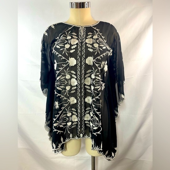 Silk Threads poncho styled blouse. This is sheer and beaded, very pretty! - Picture 1 of 5